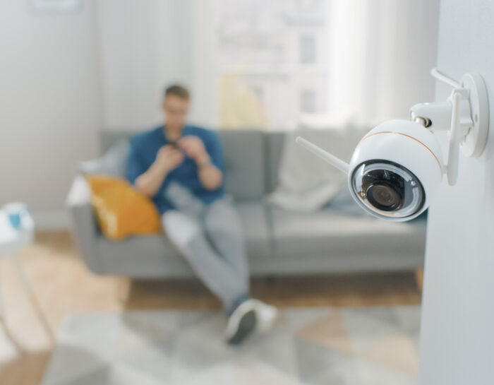 Où installer les caméras de surveillance dans une maison?